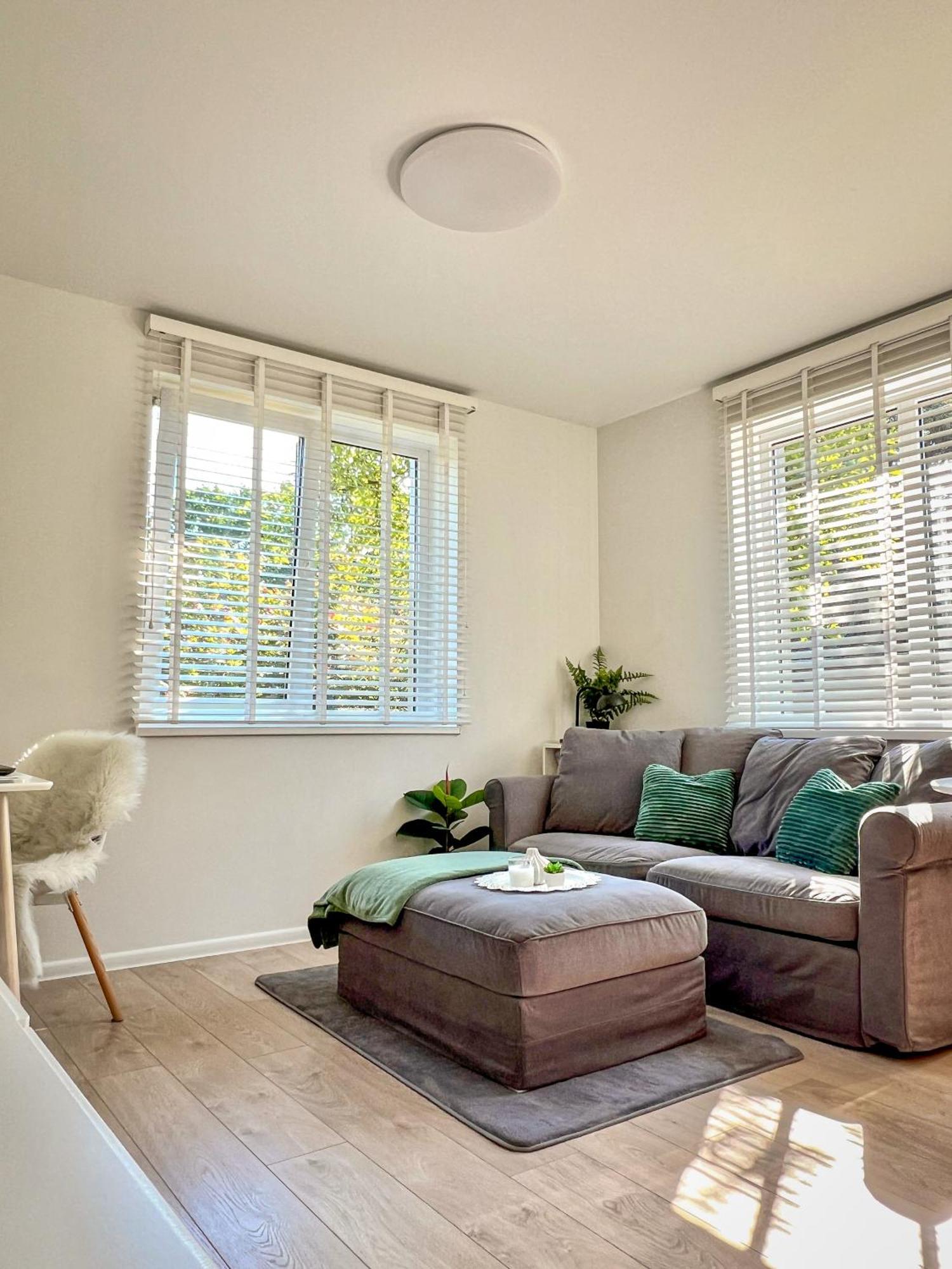 Oakwood Park Apartment Каунас Екстериор снимка