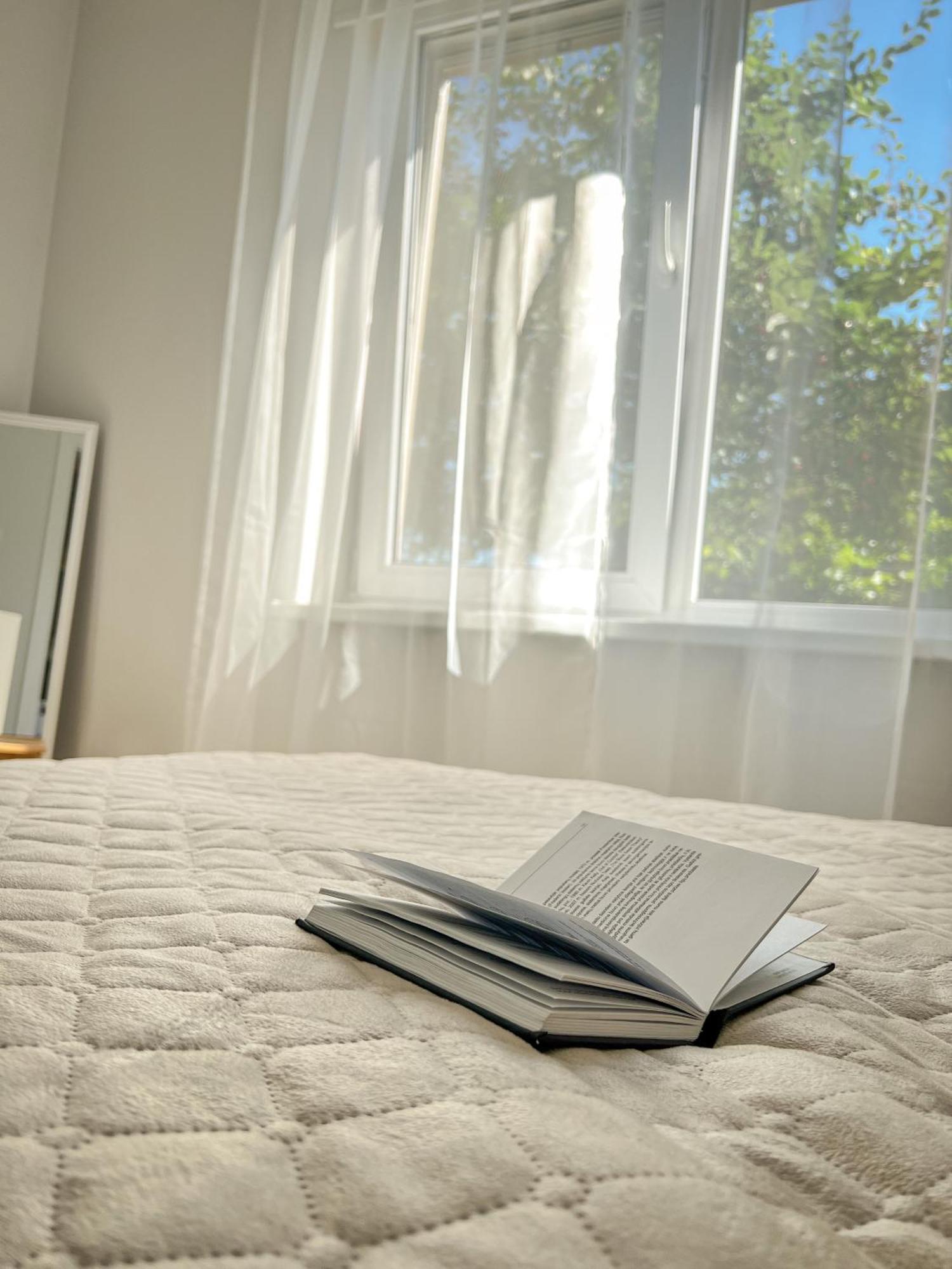 Oakwood Park Apartment Каунас Екстериор снимка